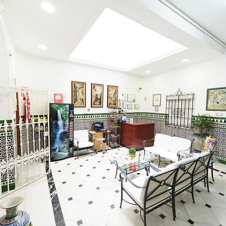 Pension Gala Sevilla Habitación foto