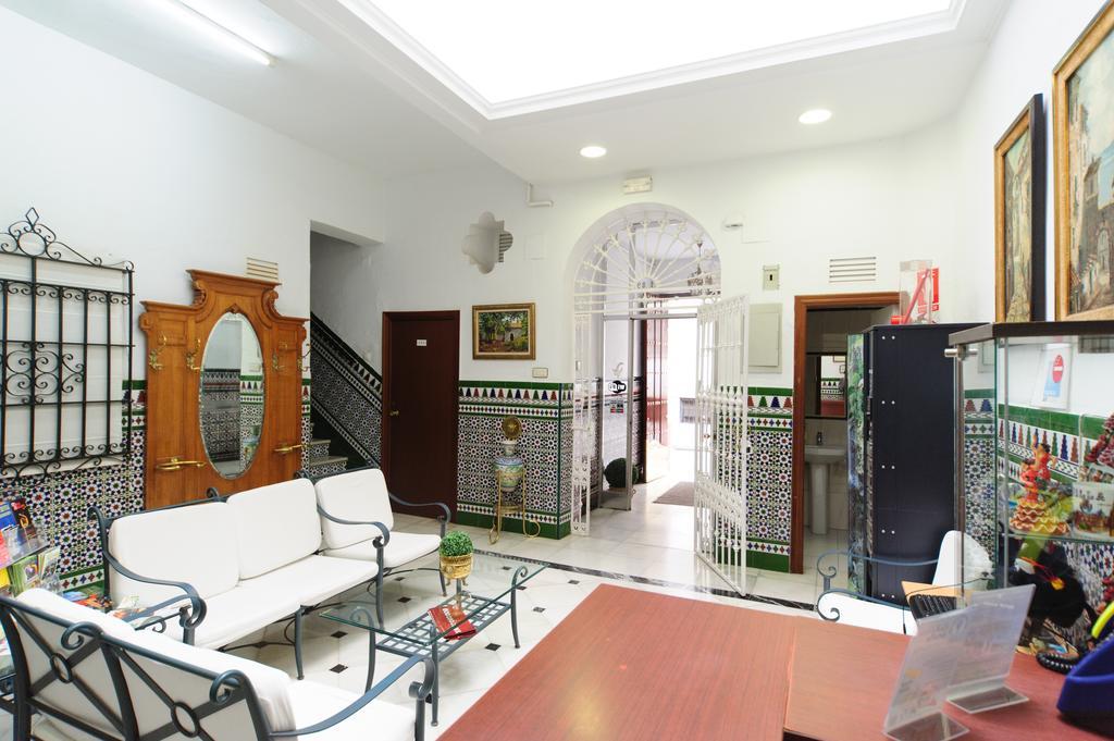 Pension Gala Sevilla Habitación foto